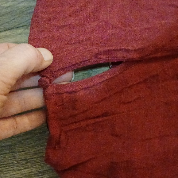 Mine Tied Short Sleeve Embroidered Peasant Top. - Picture 10 of 10